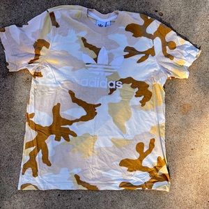 Adidas camo t-shirt